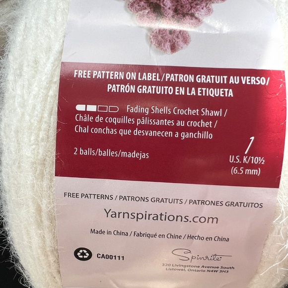 Caron Colorama Halo Graphite Frost TWO Cakes 5 Bulky Weight 481 yds ea Soft NEW - Picture 5 of 6